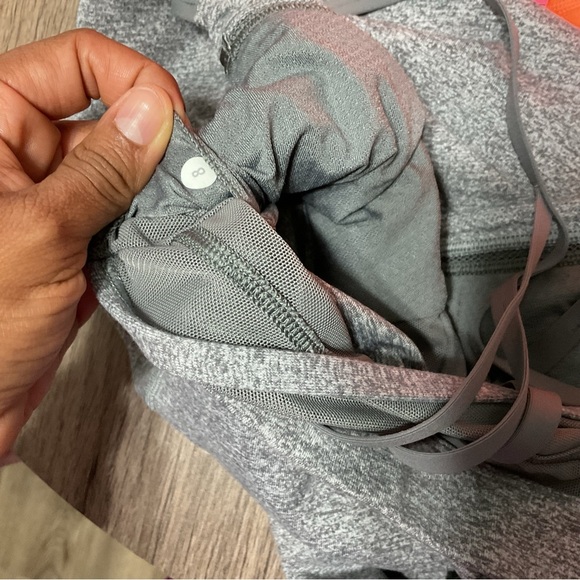Lululemon Gray Tank Top Size 8 - Picture 13 of 13